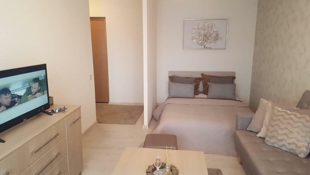 Lieporiu Apartamentai Šiauliai Exteriér fotografie